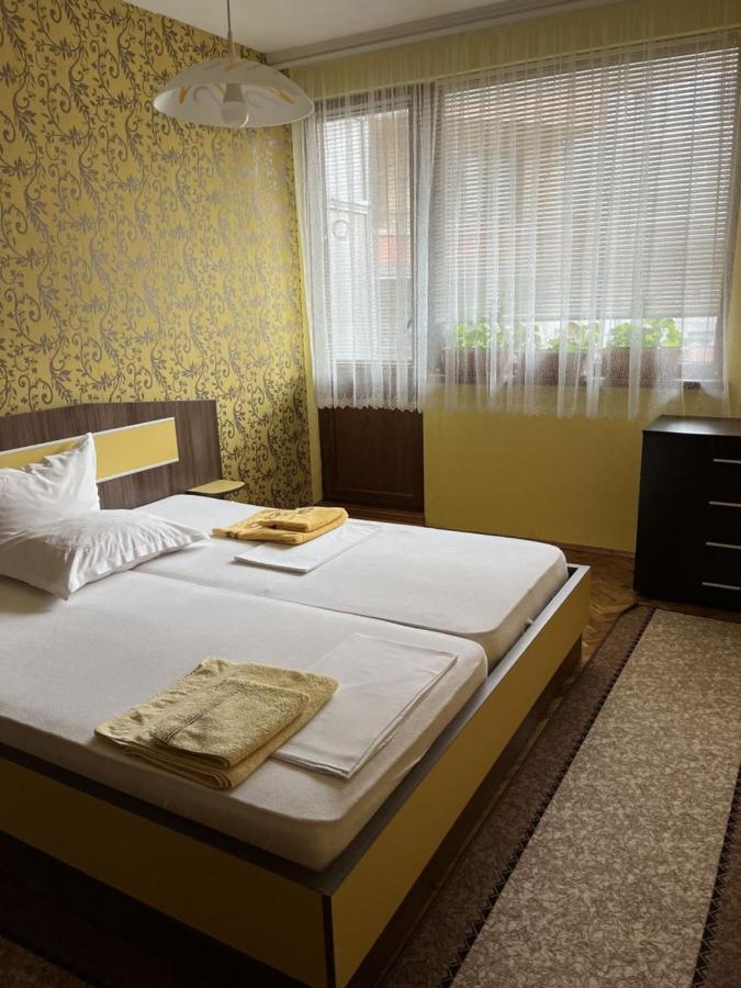 Apartment Geni Поморие Экстерьер фото